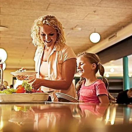 Legoland Village Family Hostel *