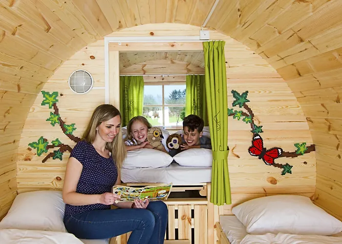 Legoland Village Family